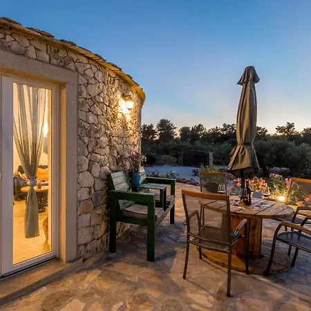 House Getaway Tatil Evi Mirce